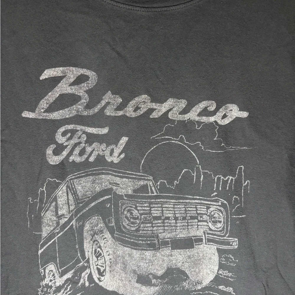 Abercrombie soft a&f collection Ford Bronco Graphic T-Shirt - Picture 3 of 4